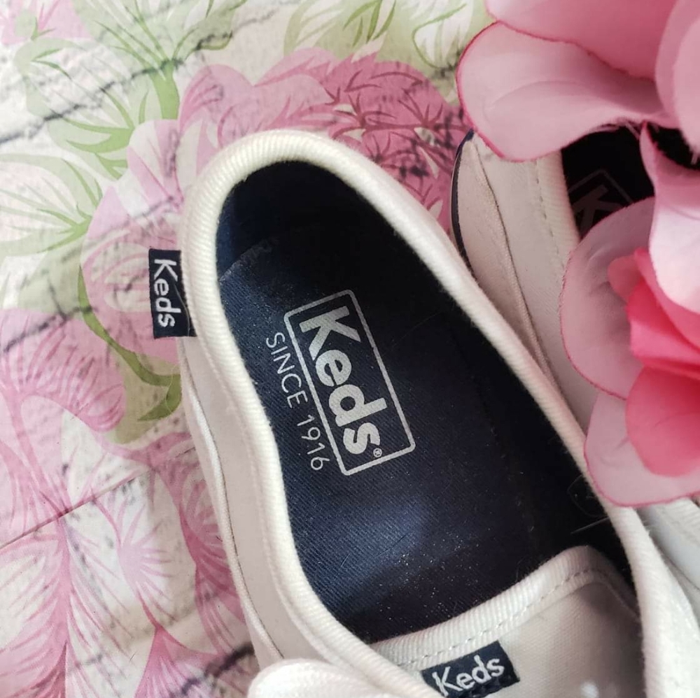 Keds White Lowtop Sneakers - Picture 6 of 6